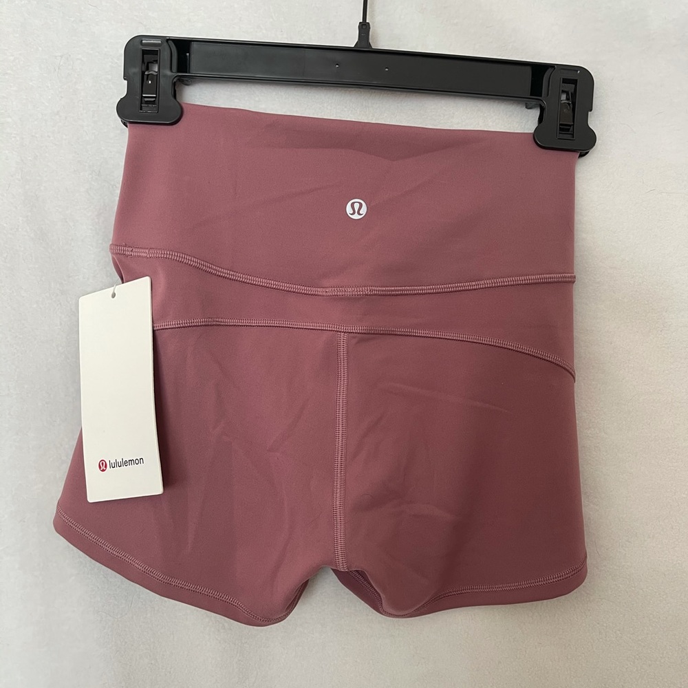 NWT Lululemon In Movement Everlux Shorts sz 4